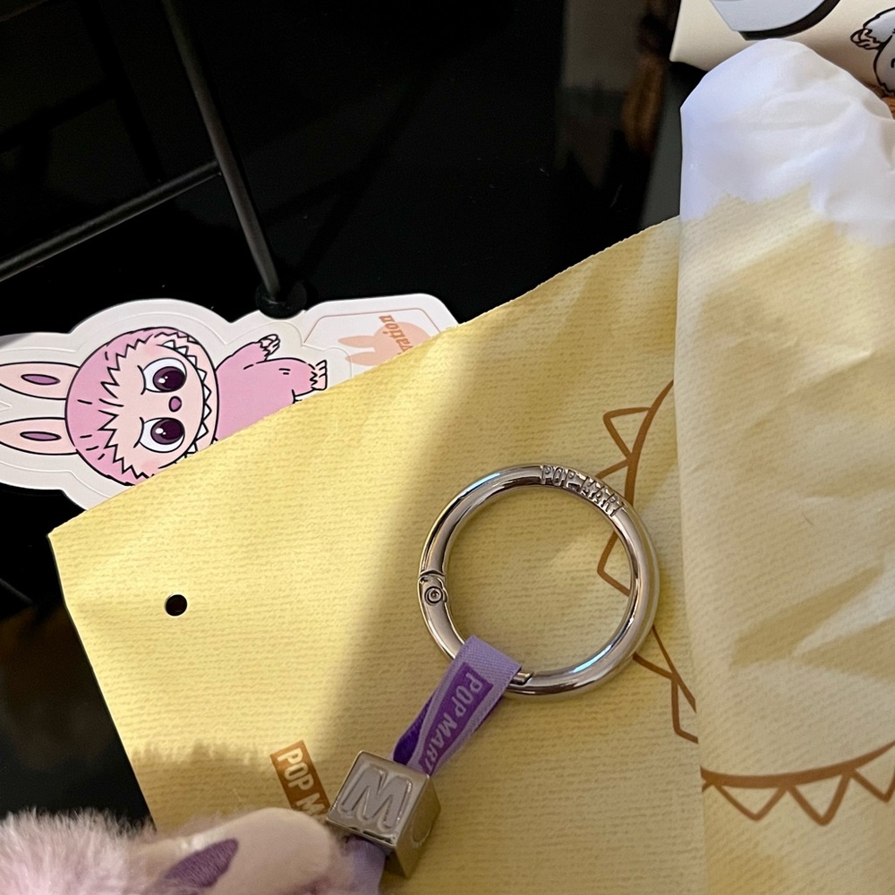 Labubu Pin For Love “Letter M” POP MART new In Hand - Picture 8 of 8